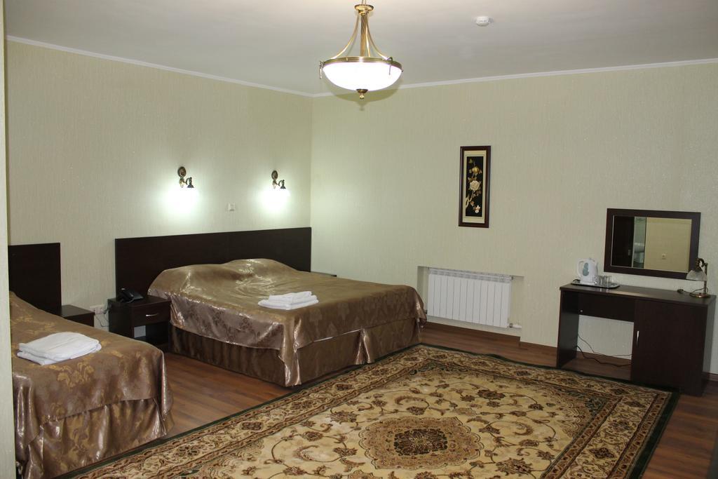 Hotel Sultan Beibarys Astana Zimmer foto